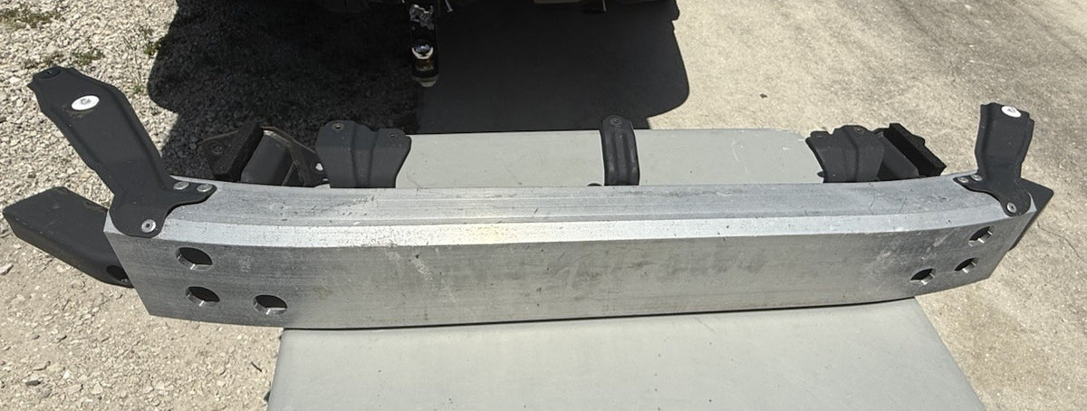 OEM USED 2020-2024 Toyota 4 Runner Front Bumper impact Beam With Brackets