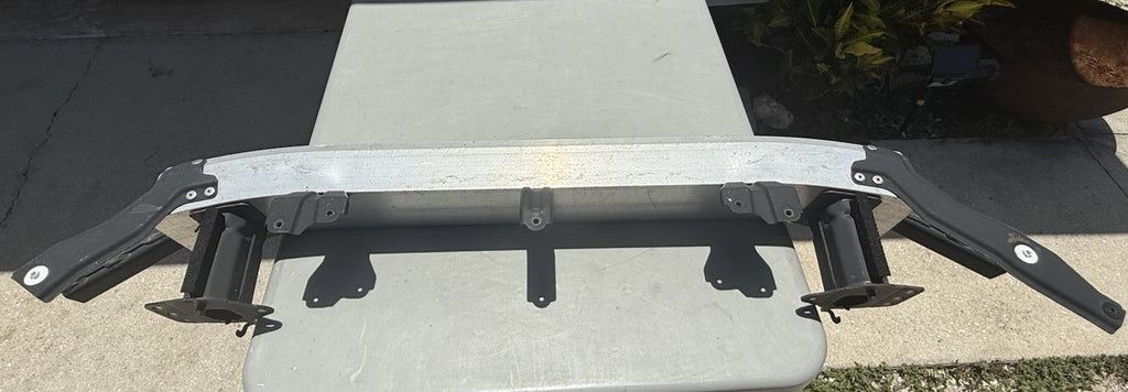 OEM USED 2020-2024 Toyota 4 Runner Front Bumper impact Beam With Brackets