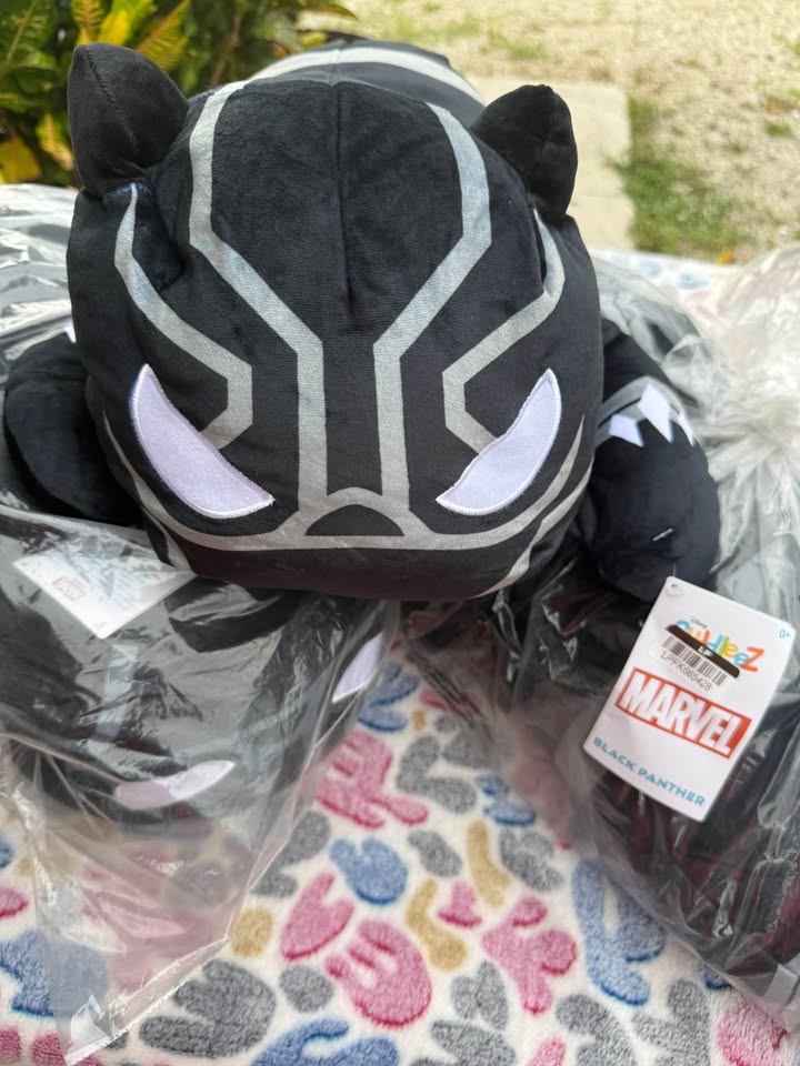 Marvel Black Panther Cuddleez Plush – New with Tags - product photo 1