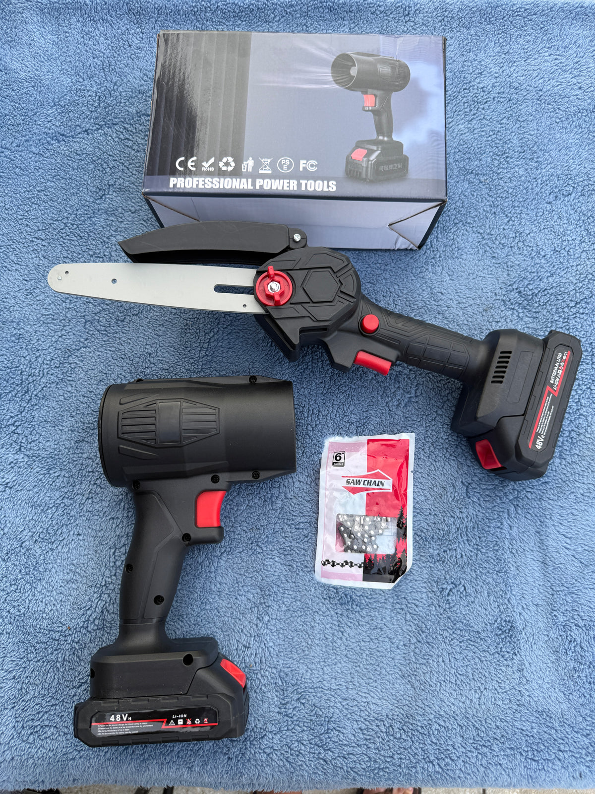 48V cordless mini chainsaw with battery and guard