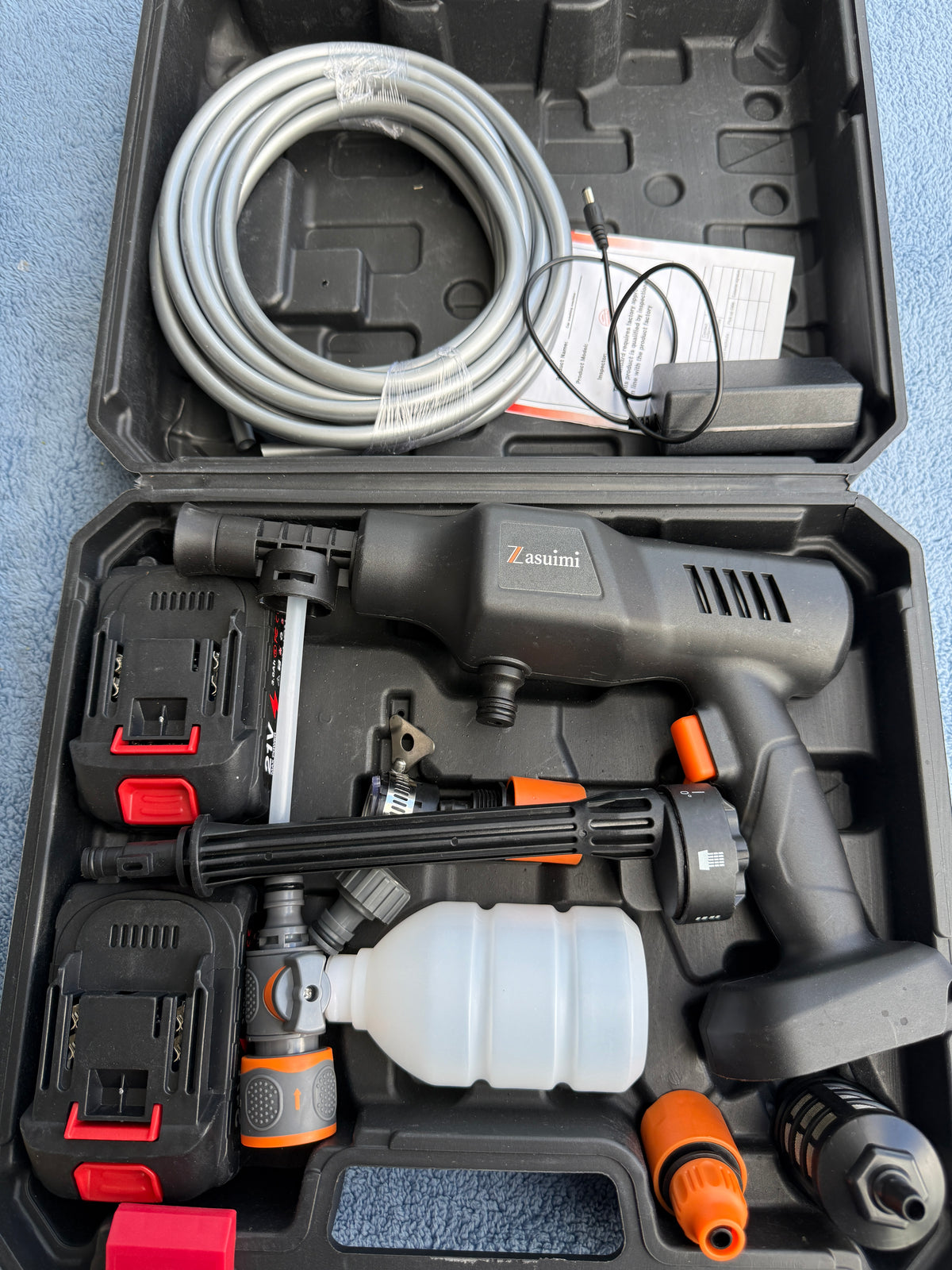 Zasuimi portable battery operated pressure washer kit with 2 batteries and accessories in case