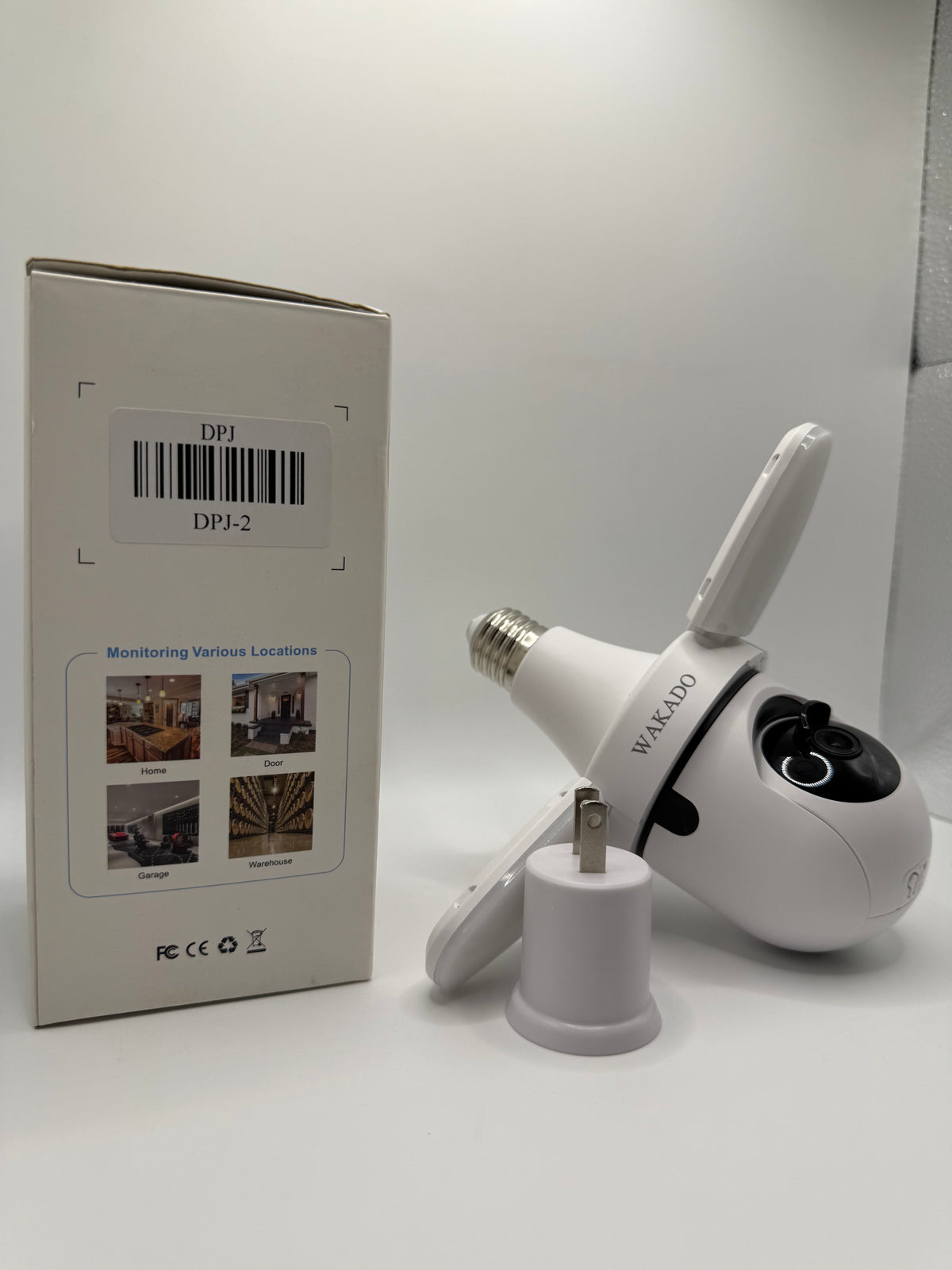 Wakado HD Smart Security Camera front view with box