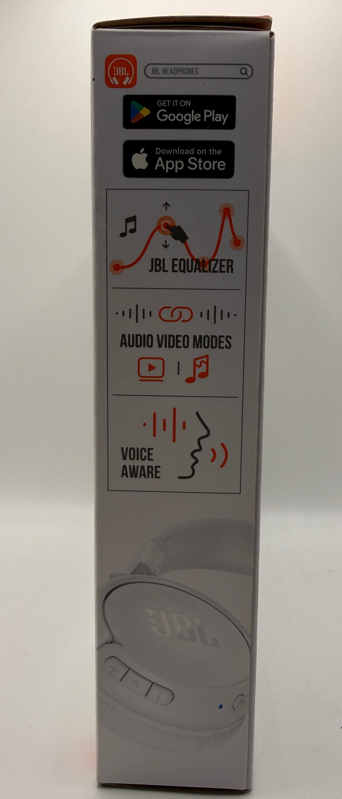 JBL Tune 520BT Package Bottom with Barcode and Specifications